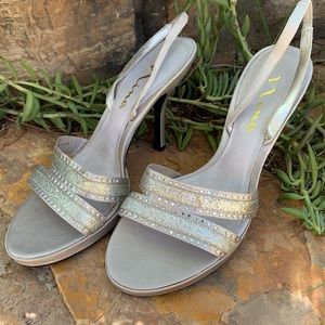 Nina Silver Rhinestone Satin Slingback Sandal Heels Size 9